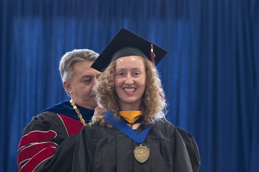 FMU Biology majors enjoy high-level research opportunities during their undergraduate careers