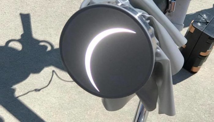 Machine analyzing eclipse
