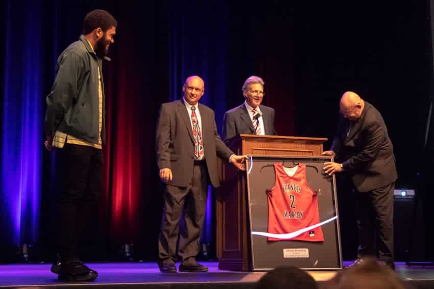 FMU retires Browning’s jersey FMU retires Browning’s jersey