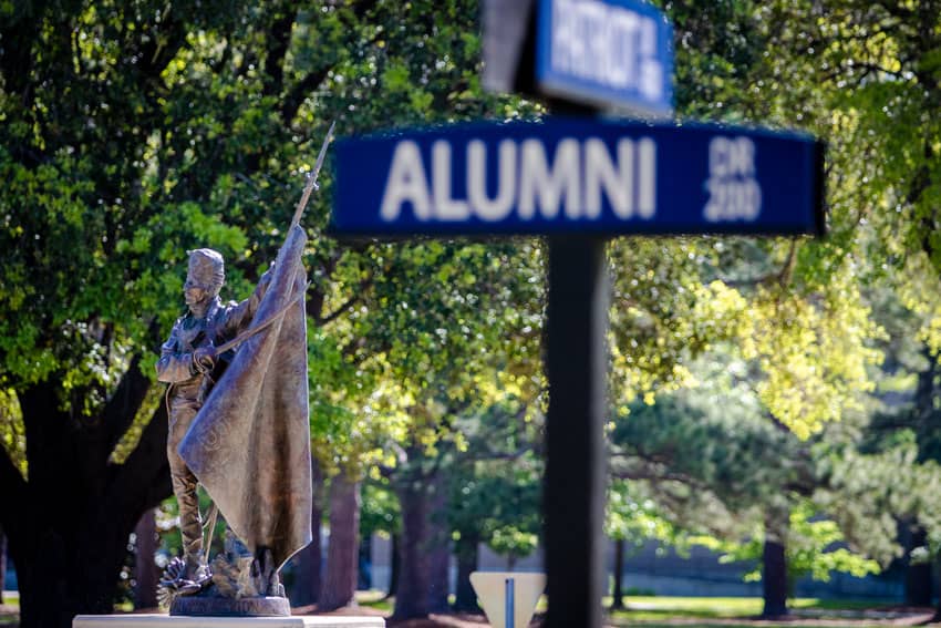 Legendary faculty honored by FMU Board of Trustees