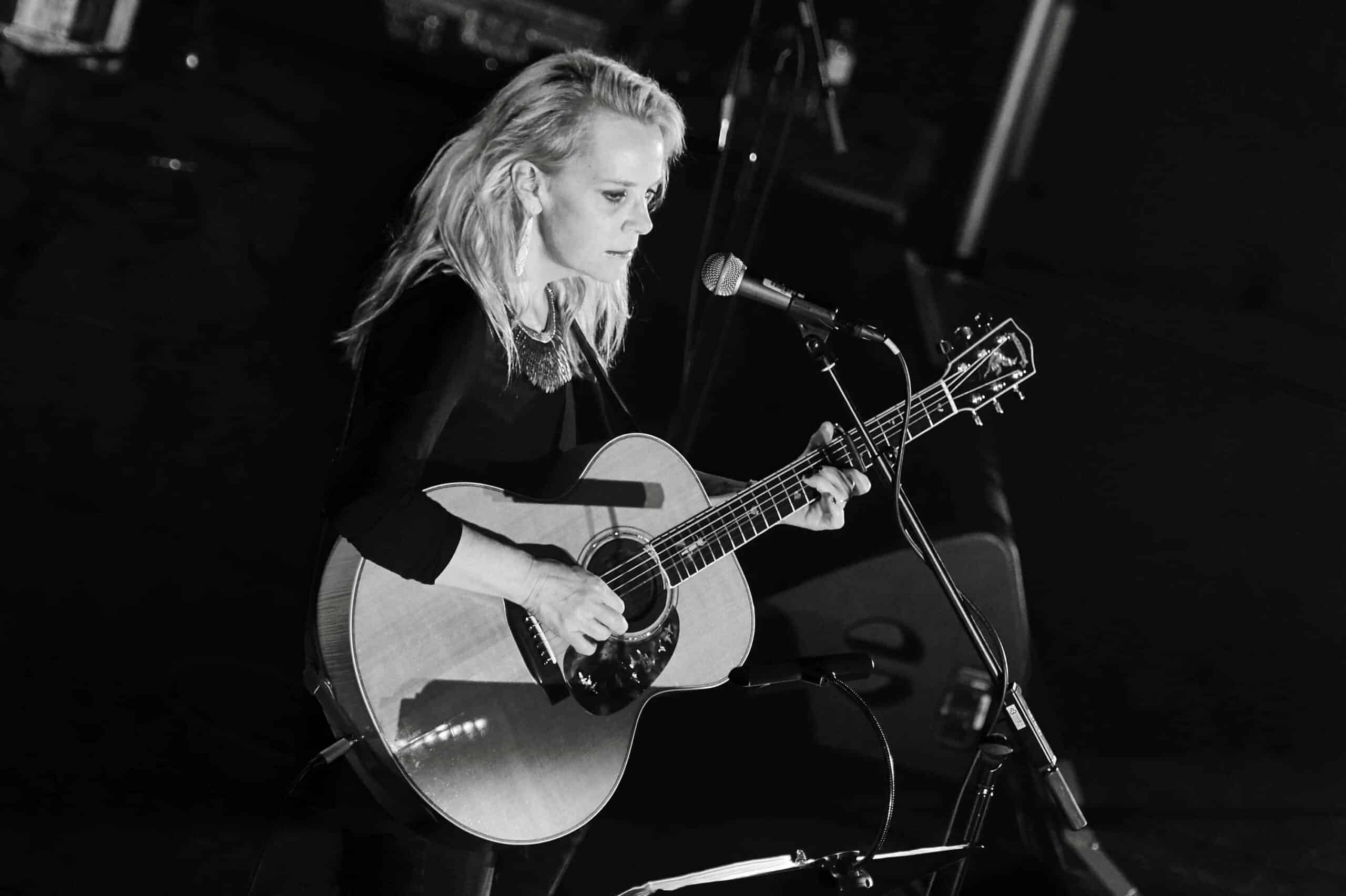 Grammy Award-winner Mary Chapin Carpenter coming to the PAC