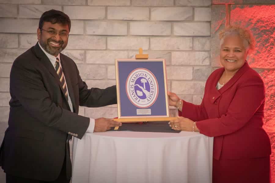 Durant receives alumni award from FMU School of Business Durant receives alumni award from FMU School of Business
