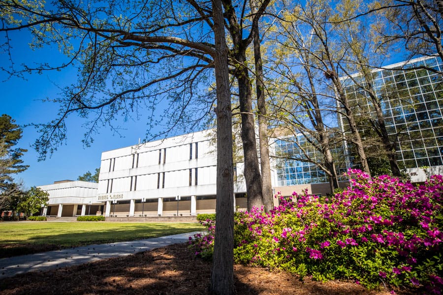 FMU’s teaching center hosts 12th annual summer institute