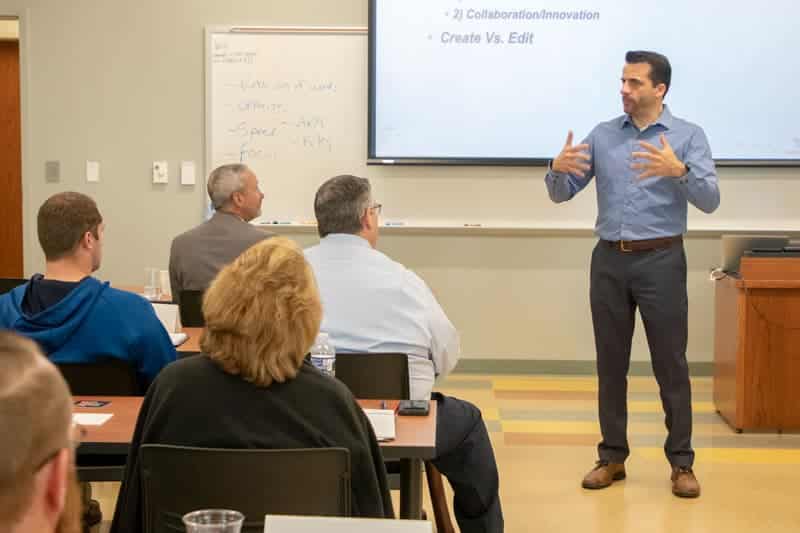 FMU’s tech certificate demystifies tech world for executives