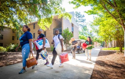 Freshmen move-in kicks off busy week at FMU