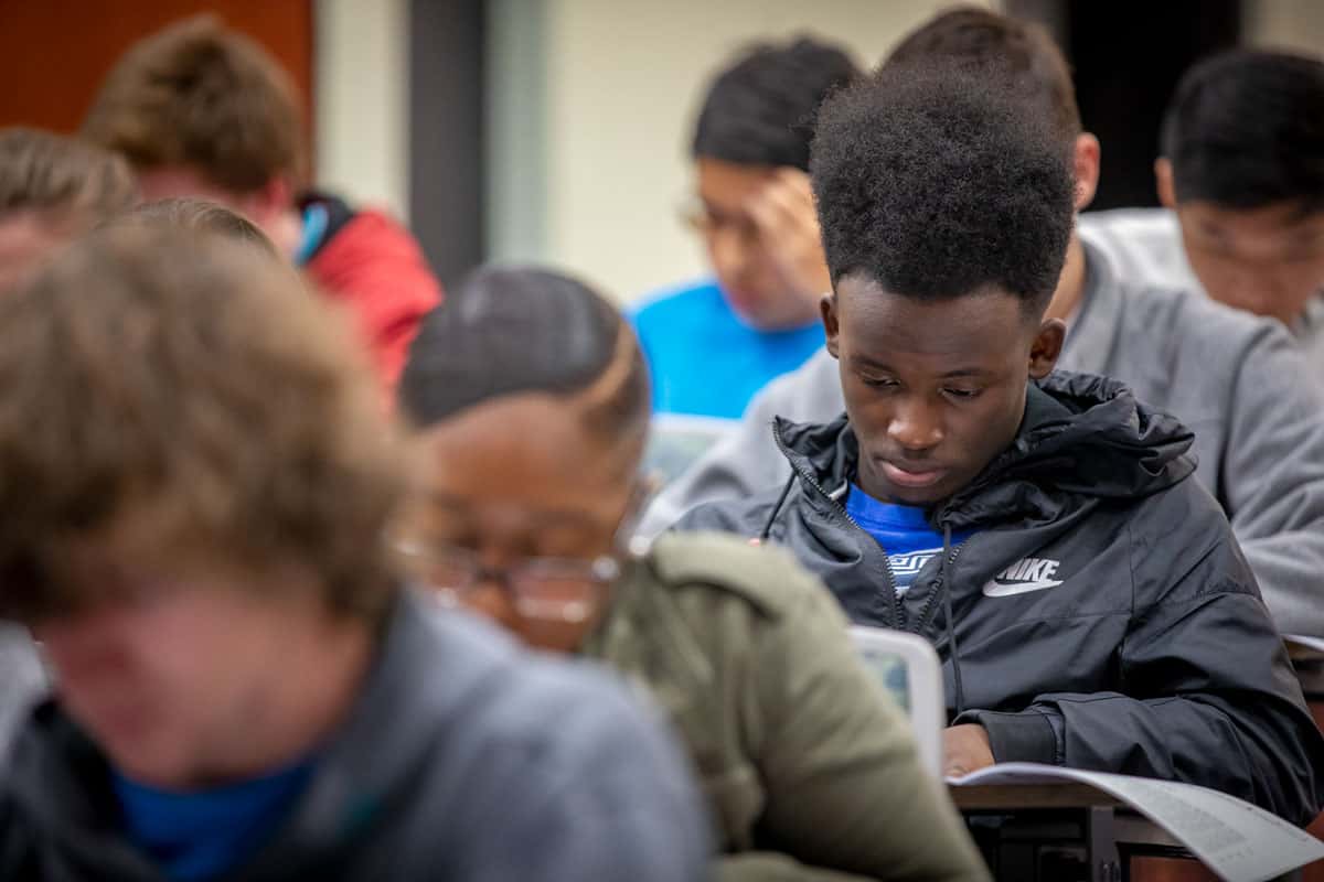 Sine of affection: FMU’s High School Mathematics Tournament celebrates 40th year