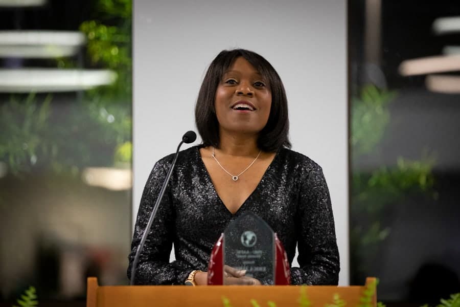 James receives FMU’s AAFSC Diversity Award James receives FMU’s AAFSC Diversity Award