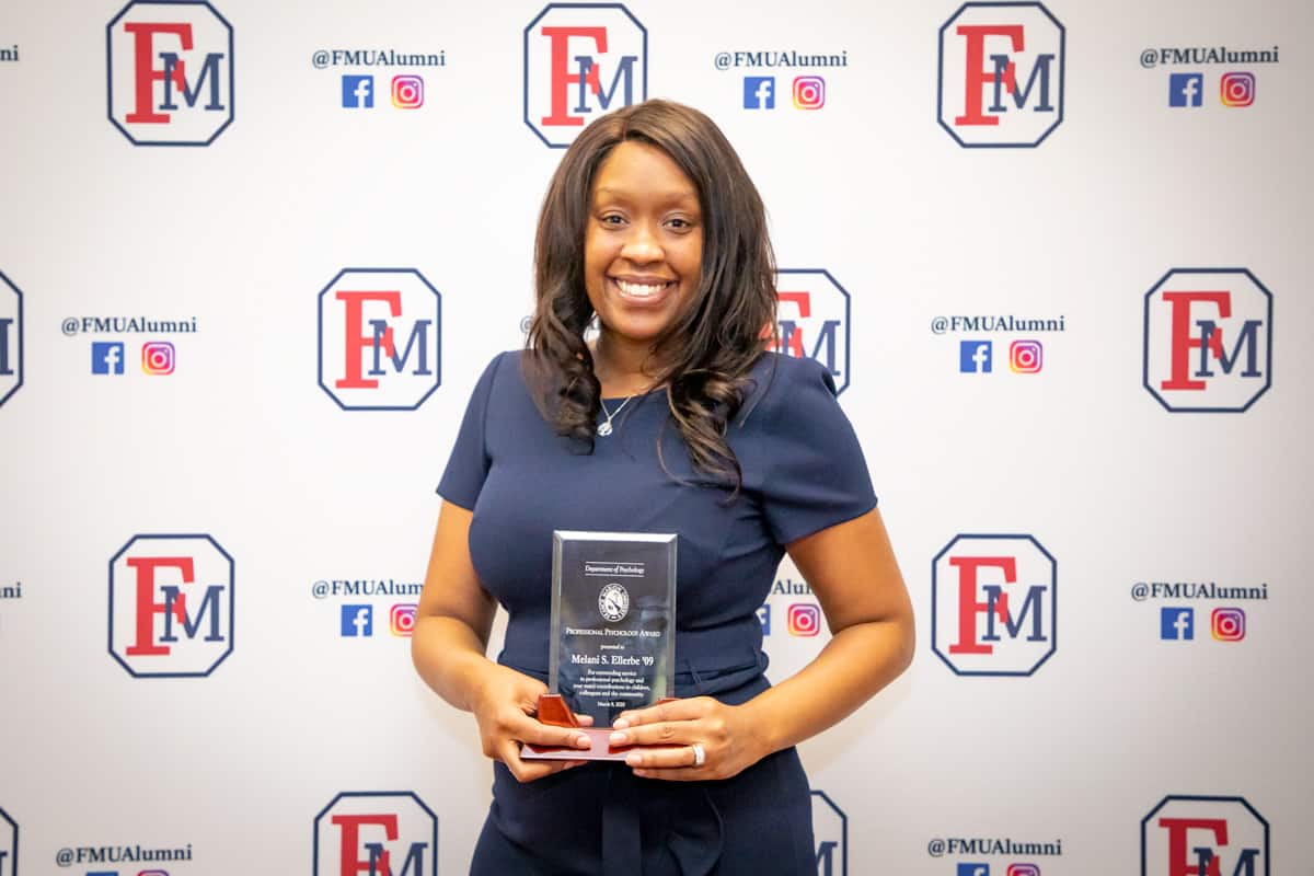 Clinical psychologist alum honored by FMU’s Department of Psychology Clinical psychologist alum honored by FMU’s Department of Psychology