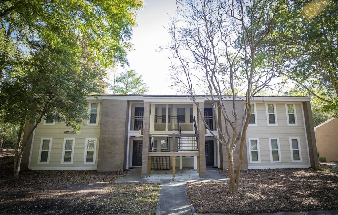 Apartments in the shade at FMU.