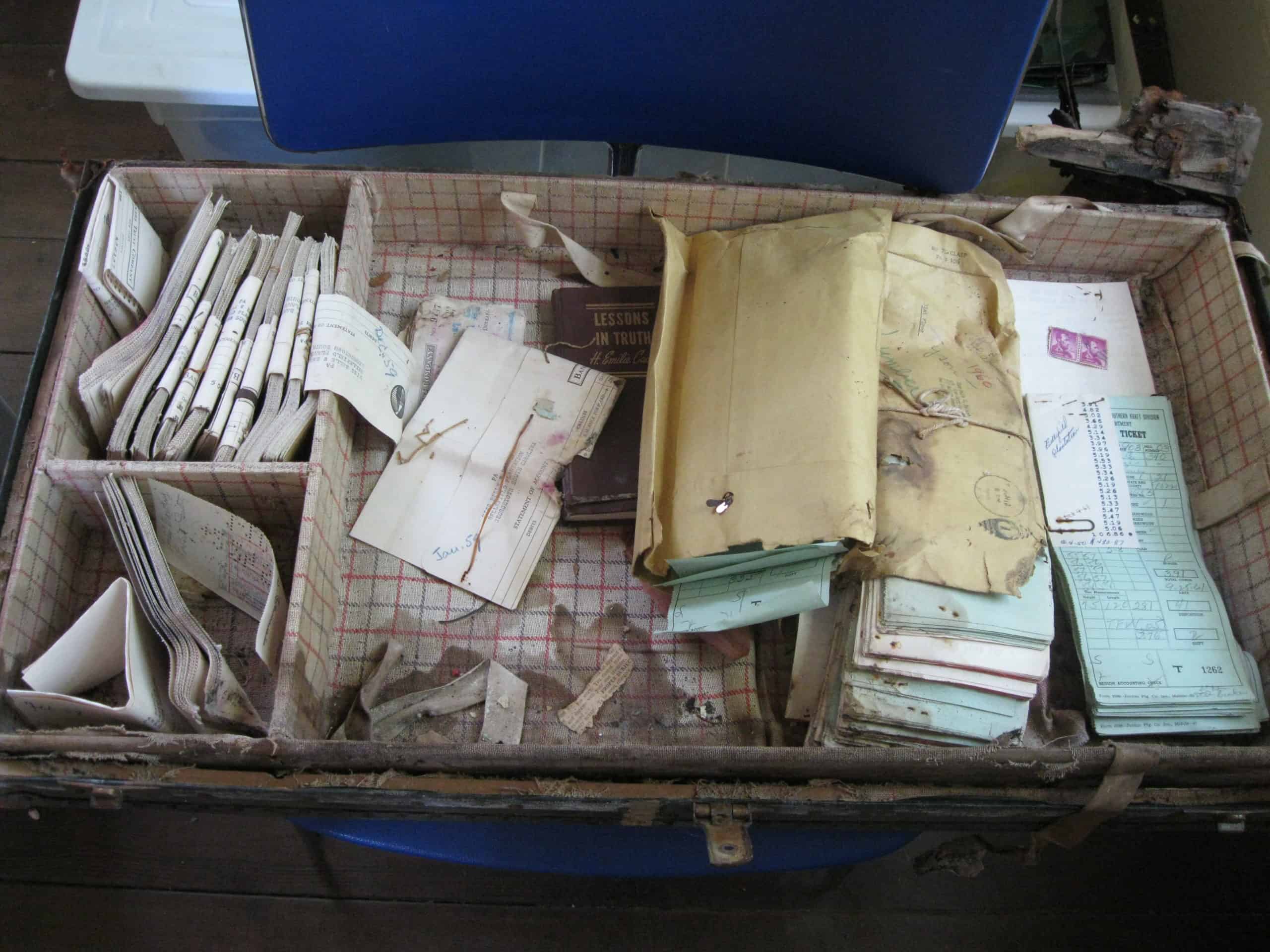 A box of Belle Baruch's old financial documents.
