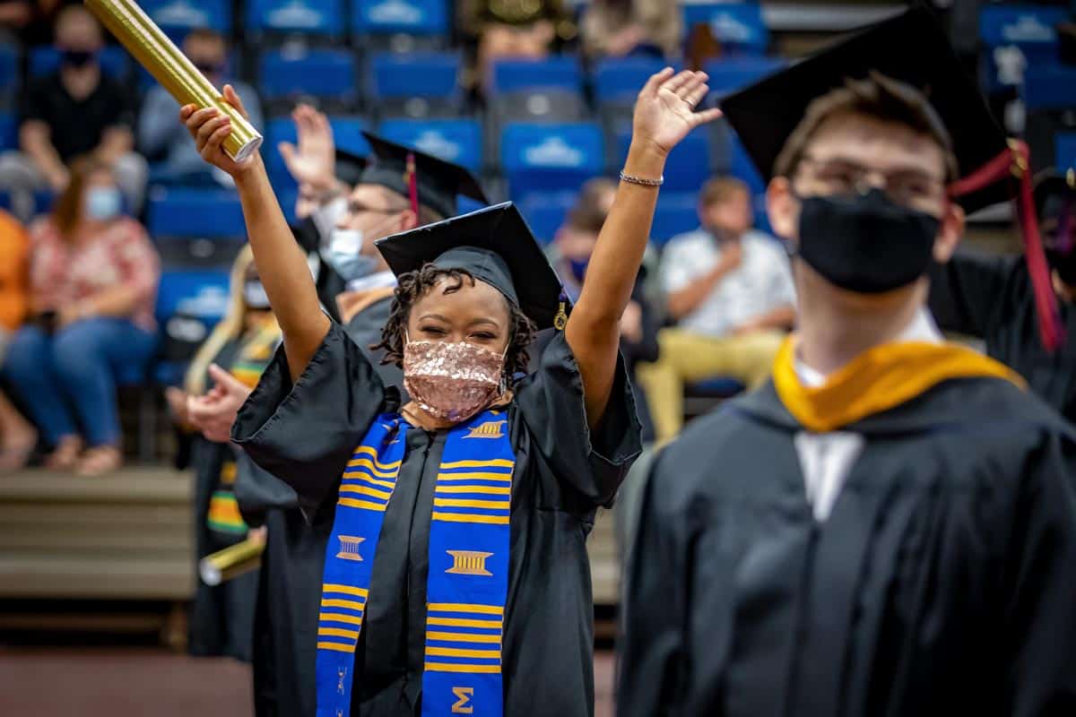 Francis Marion University hosts in-person ceremonies for spring grads