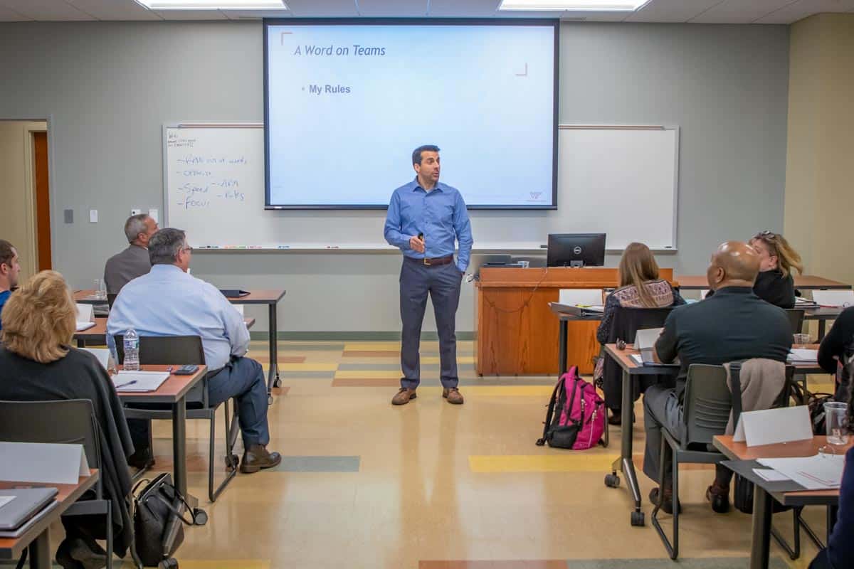 FMU School of Business to offer career advancing management courses FMU School of Business to offer career advancing management courses
