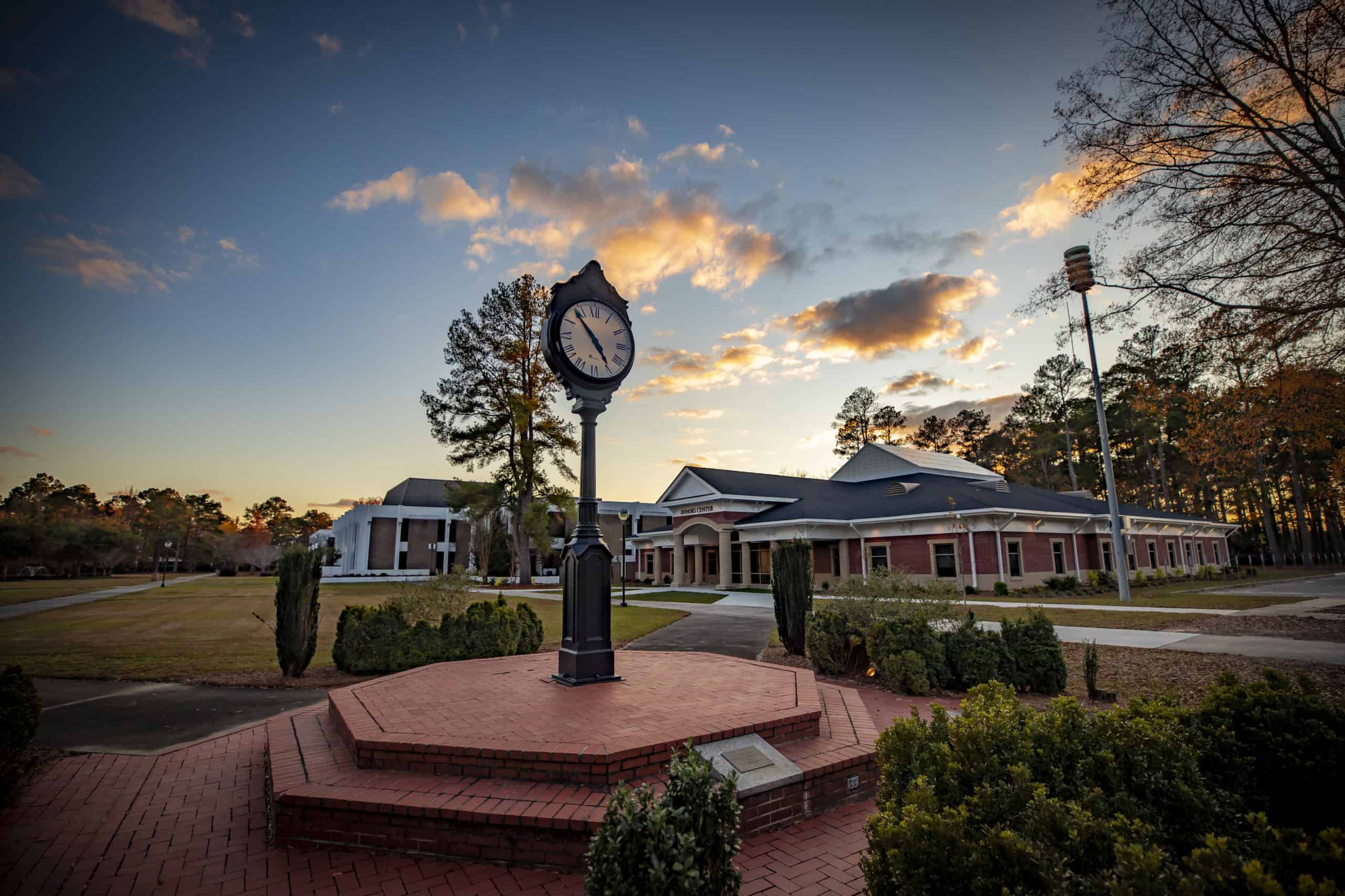 FMU-01192021-CampusClock-1