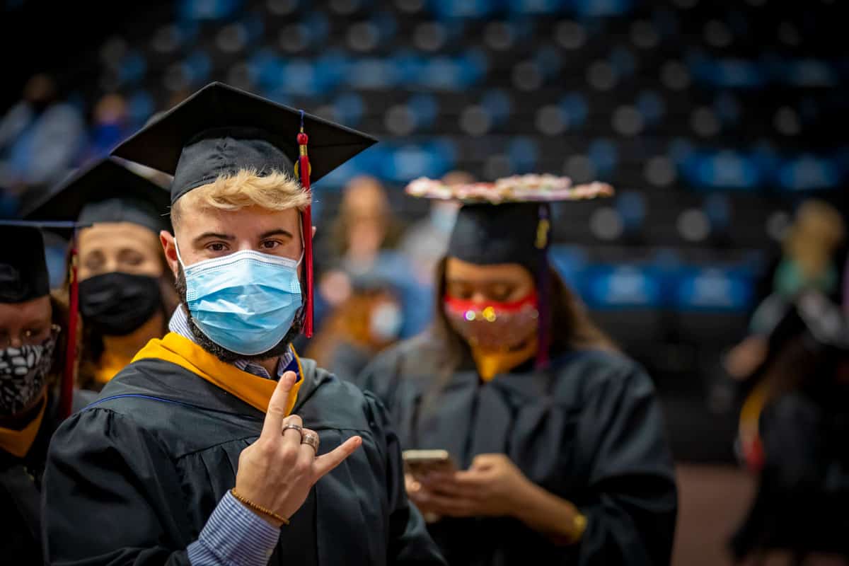FMU to hold three spring 2021 commencement ceremonies FMU to hold three spring 2021 commencement ceremonies