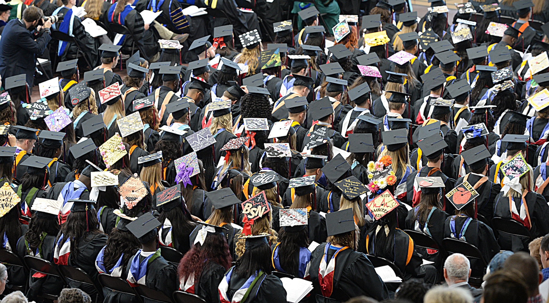 FMU to hold two spring 2022 commencement ceremonies FMU to hold two spring 2022 commencement ceremonies