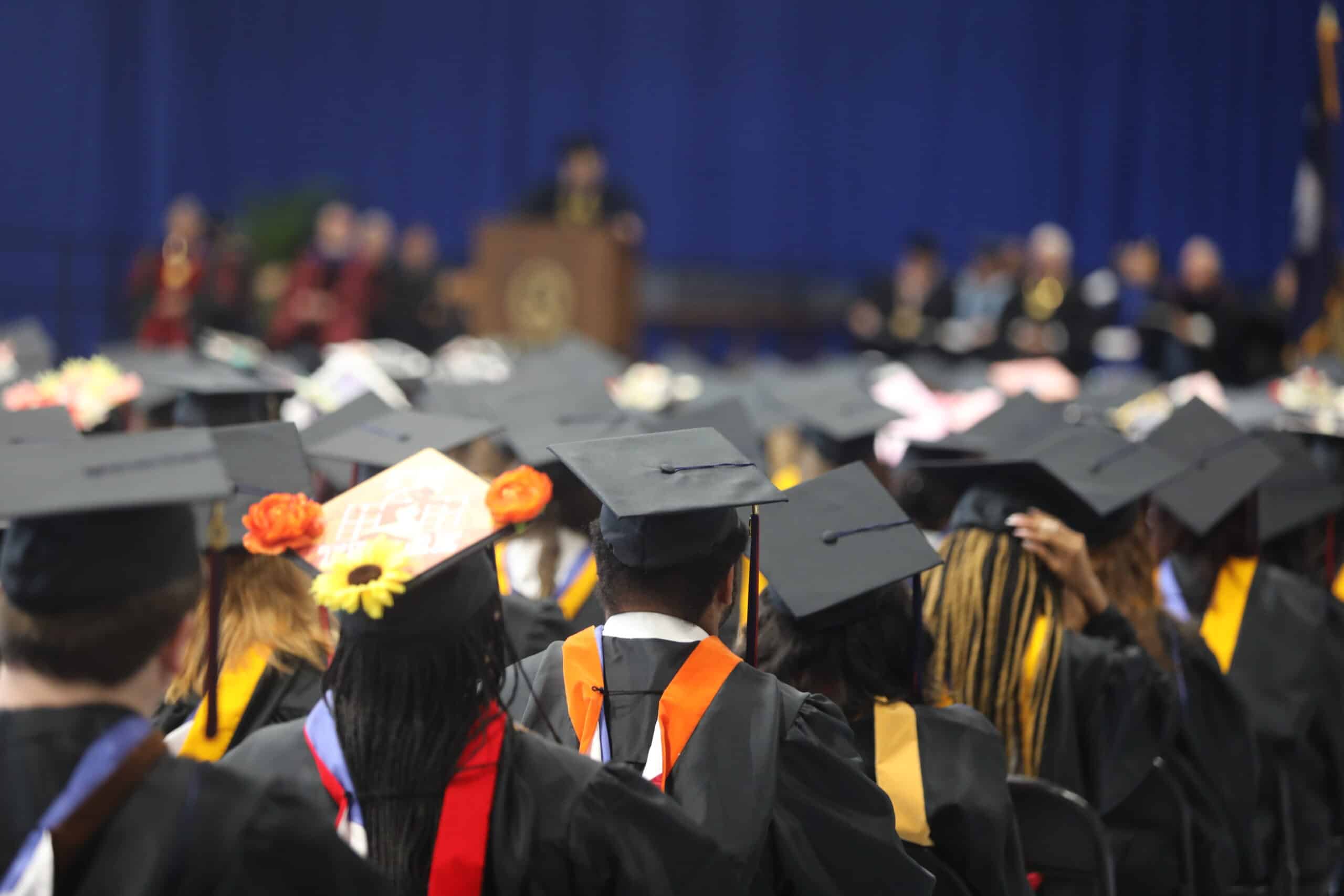 FMU to hold two fall 2022 Commencement Ceremonies FMU to hold two fall 2022 Commencement Ceremonies