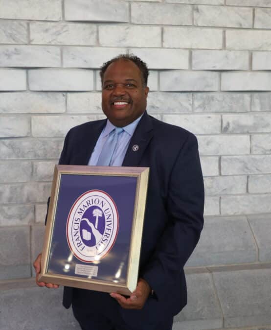 FMU School of Business honors Freeman with alumni award