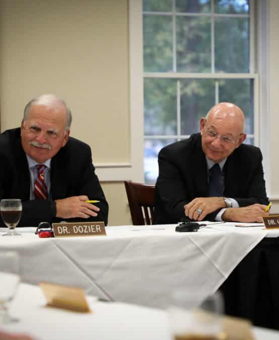 FMU Board of Trustees approves new undergraduate degree, holiday bonus
