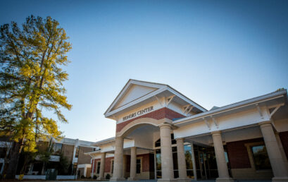 FMU hosts dedication ceremony for naming of Honors Center facilities