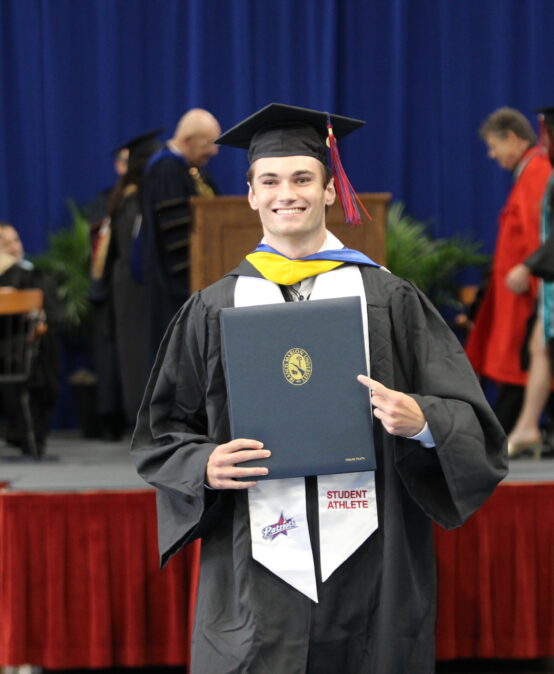 FMU Graduate Niklas Plath Turns Undergraduate Research into Graduate Opportunity